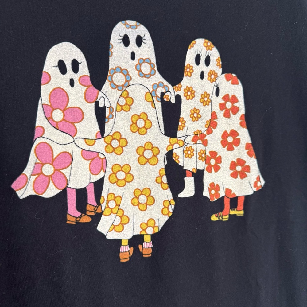 Attic Salt‎ ghost Ghoul cute Halloween Black Graphic Tee Spooky - Picture 2 of 4